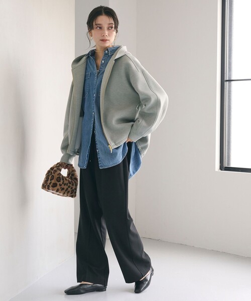 green label relaxing（グリーンレーベルリラクシング）の「ダンボール ジップ フーディ（パーカー・レディース・ブラック/ナチュラル/モカ/グレー・FREE）」の9枚目の写真