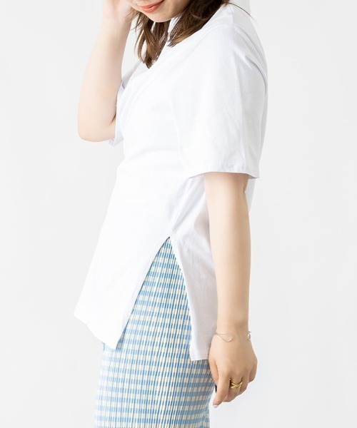mebole(メボレ)の「サイドボタンデザインTシャツ(Tシャツ/カットソー・レディース・ピンク/パープル/ホワイト/ブルー・FREE)」の7枚目の写真