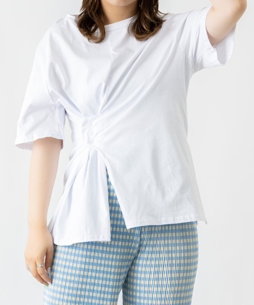 mebole(メボレ)の「サイドボタンデザインTシャツ(Tシャツ/カットソー・レディース・ピンク/パープル/ホワイト/ブルー・FREE)」の8枚目の写真