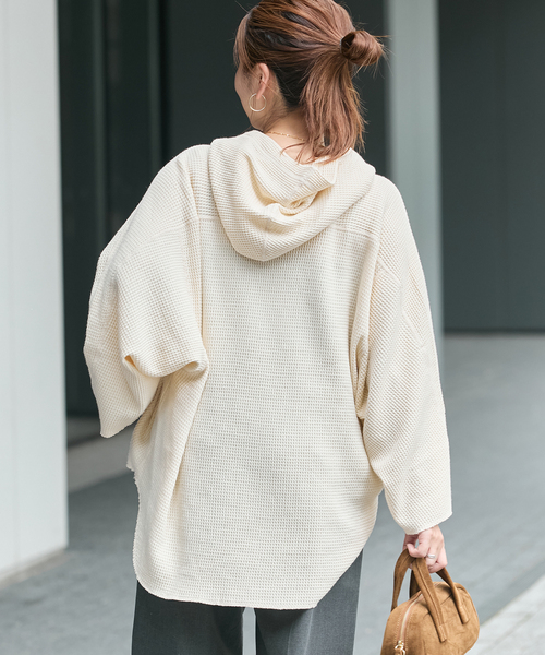 ARMY TWILL(アーミーツイル)の「別注【ARMY TWILL/アーミーツイル】WaffleHoodie(Tシャツ/カットソー・レディース・アイボリー/ブラック系その他・FREE)」の12枚目の写真