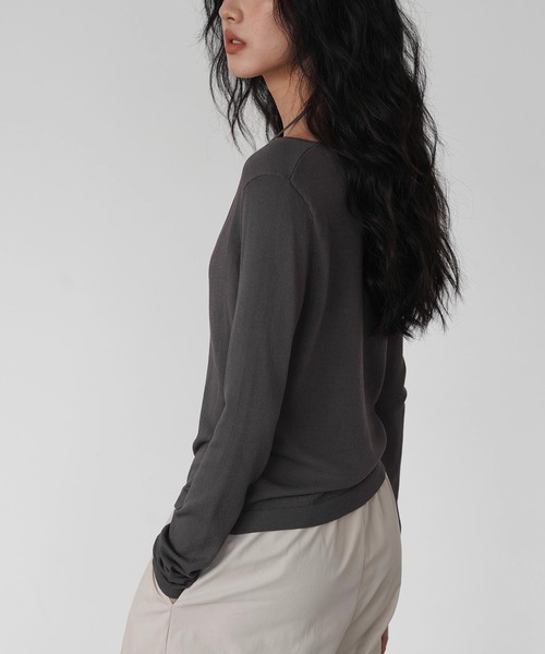 レイヤードヘンリーネックトップス EM25a035【EIGHTHMONTH】