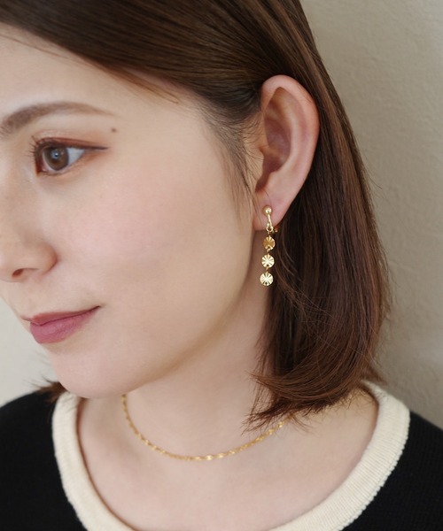 CERCA(チェルカ)の「saran jewelry/03 circle イヤリング(イヤリング・レディース・シルバー/ゴールド・FREE)」の2枚目の写真