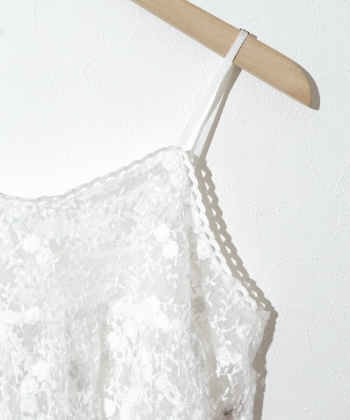 flower（フラワー）の「ガーデンレースビスチェ（キャミソール・レディース・ホワイト/アイボリー・FREE）」の12枚目の写真