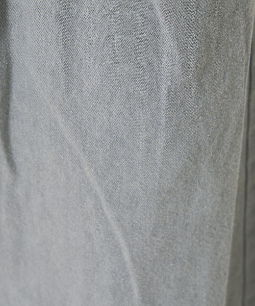 collex（コレックス）の「タックウエストデニムパンツ（デニムパンツ・レディース・ブルー/グレー・フリー）」の16枚目の写真