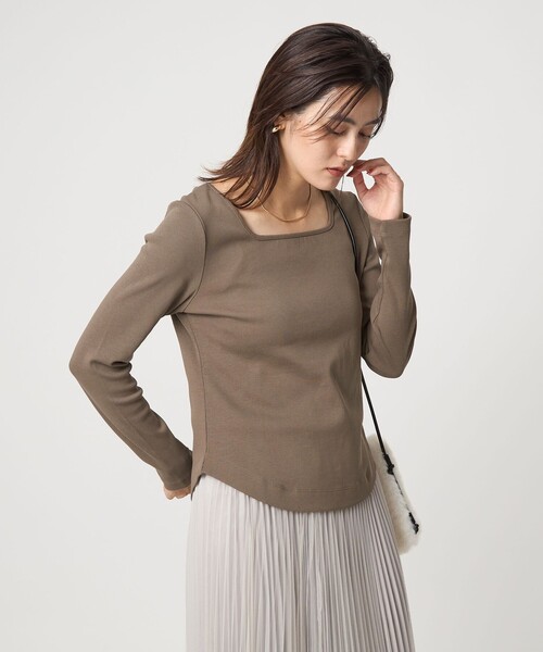 green label relaxing（グリーンレーベルリラクシング）の「デコルテ フライス ロングスリーブ プルオーバー（Tシャツ/カットソー・レディース・ブラック/モカ/オフホワイト/ダークブラウン・FREE）」の12枚目の写真