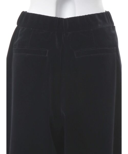 UN3D.（アンスリード）の「VELVET HEM GATHER PT 【セットアップ着用可能】 / ベルベットヘムギャザーパンツ（その他パンツ・レディース・キャメル/ブラック・36/38）」の5枚目の写真