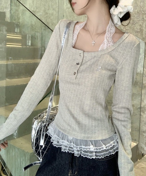 Lace Ladies(レースレディース)の「レース フェイクレイヤード ヘンリーネック リブ トップス(Tシャツ/カットソー・レディース・グレイッシュベージュ・M/XL/S)」の6枚目の写真