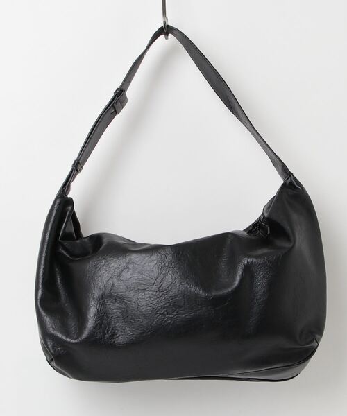 gossip!ロサンゼルス(ゴシップロサンゼルス)の「ソフトレザーシンプルショルダーバッグ トラベルバッグ 大容量 《通勤・通学に!》(ボストンバッグ・レディース・ブラック/ブラウン・FREE)」の3枚目の写真