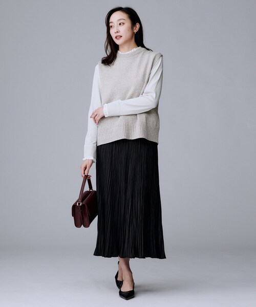 UNTITLED（アンタイトル）の「◆【重ね着レイヤードに】杢調ニットベスト（ベスト・レディース・ダークブラウン系3/ブラック系3/グレー系3・00/02/04/44/48）」の16枚目の写真