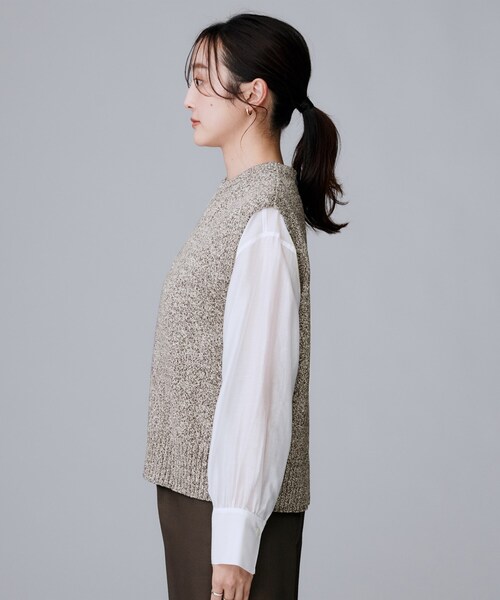 UNTITLED（アンタイトル）の「◆【重ね着レイヤードに】杢調ニットベスト（ベスト・レディース・ダークブラウン系3/ブラック系3/グレー系3・00/02/04/44/48）」の8枚目の写真