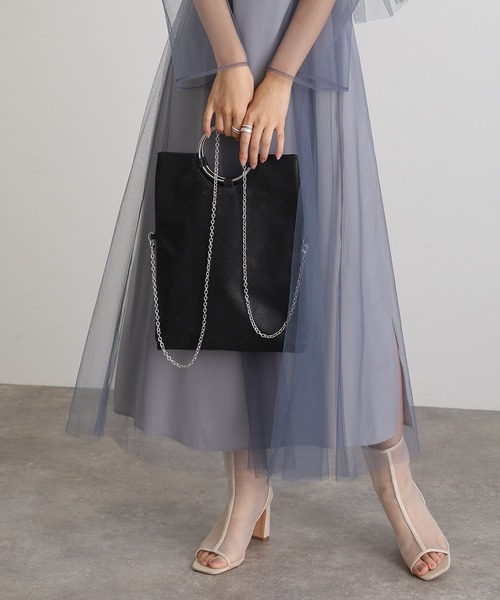 atlo（アトロ）の「ラメ ショルダーバッグ トートバッグ クラッチバッグ バッグ レディース バッグ クラッチ 結婚式 お呼ばれ 同窓会 発表会 ラメバッグ ショルダー パーティーバッグ サブバッグ フォーマル 女子会（ハンドバッグ・レディース・ゴールド/ブラック/シルバー・FREE）」の9枚目の写真