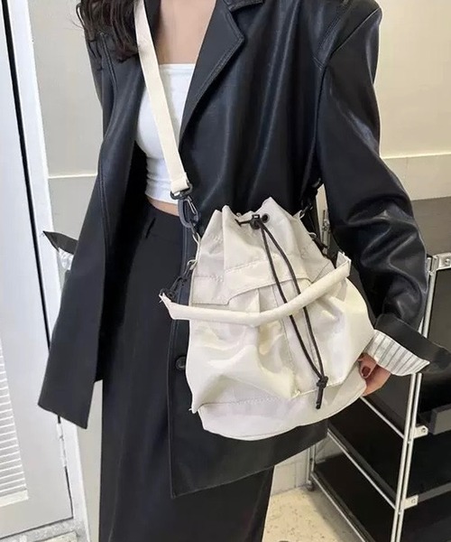 【専用出品】とれんでぃ様 セール】巾着バッグ ショルダー ナイロン ドロスト 巾着ショルダー