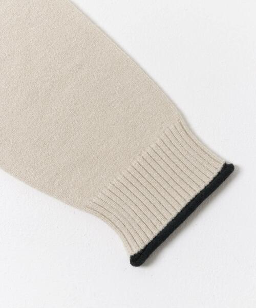 ITEMS URBANRESEARCH（アイテムズ アーバンリサーチ）の「『洗濯可/静電気防止』ハイショクハイネックニット（ニット/セーター・レディース・オフホワイト/グレー/ブルー系その他/モカ/ライトグレー/ネイビー・FREE）」の21枚目の写真