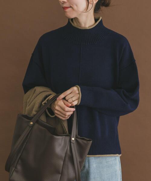 ITEMS URBANRESEARCH（アイテムズ アーバンリサーチ）の「『洗濯可/静電気防止』ハイショクハイネックニット（ニット/セーター・レディース・オフホワイト/グレー/ブルー系その他/モカ/ライトグレー/ネイビー・FREE）」の10枚目の写真