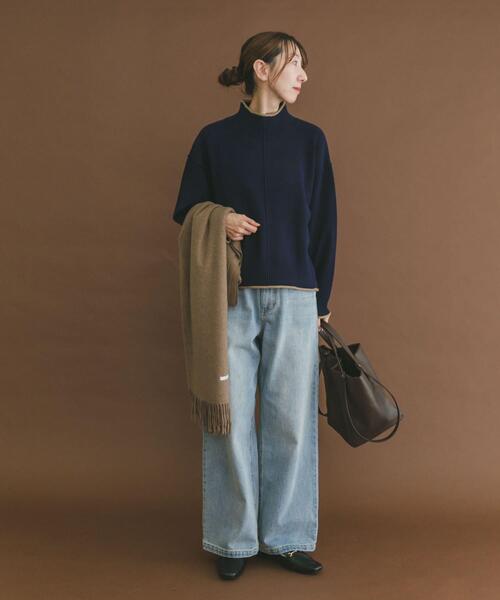 ITEMS URBANRESEARCH（アイテムズ アーバンリサーチ）の「『洗濯可/静電気防止』ハイショクハイネックニット（ニット/セーター・レディース・オフホワイト/グレー/ブルー系その他/モカ/ライトグレー/ネイビー・FREE）」の13枚目の写真