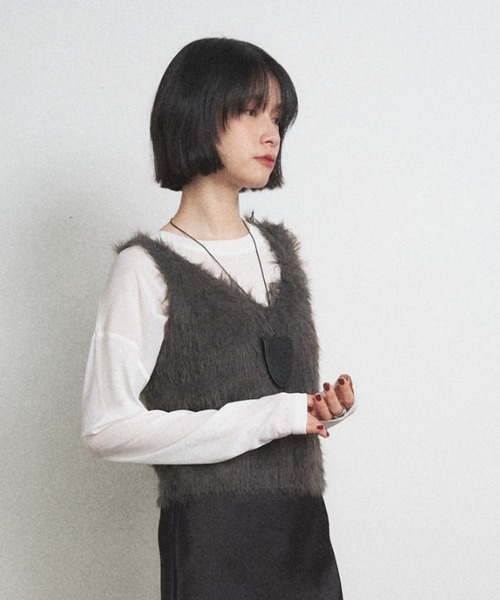 Shelly island（シェリーアイランド）の「フェザーヤーンベスト（ベスト・レディース・ブラウン/チャコールグレー/ホワイト・FREE）」の19枚目の写真