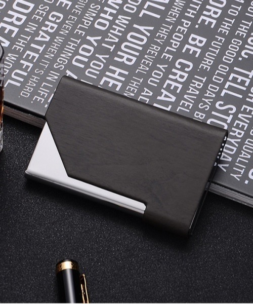 Fun & Daily（ファンアンドデイリー）の「F&D : 木目柄ステンレス名刺入れ（名刺入れ・メンズ・ネイビー/グリーン/ブラック・FREE）」の6枚目の写真