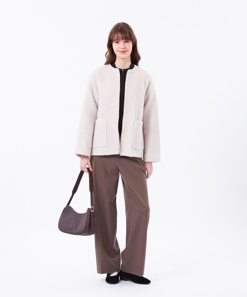 MACKINTOSH PHILOSOPHY(マッキントッシュ フィロソフィー)の「【WEB&一部店舗限定】ウールパイルノーカラーショートコート(ノーカラーコート・レディース・ホワイト系その他/ベージュ/ブラック・36/38)」の4枚目の写真