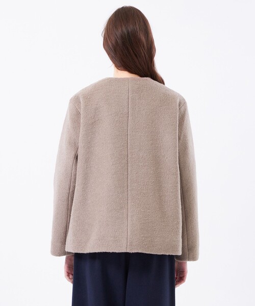 MACKINTOSH PHILOSOPHY(マッキントッシュ フィロソフィー)の「【WEB&一部店舗限定】ウールパイルノーカラーショートコート(ノーカラーコート・レディース・ホワイト系その他/ベージュ/ブラック・36/38)」の9枚目の写真