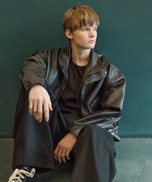 V2（ブイツー）の「V2／8248 レザーJP（ライダースジャケット・メンズ・ブラック・MEDIUM/LARGE）」の19枚目の写真