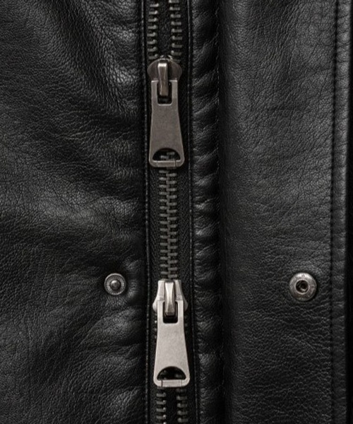 V2（ブイツー）の「V2／8248 レザーJP（ライダースジャケット・メンズ・ブラック・MEDIUM/LARGE）」の9枚目の写真