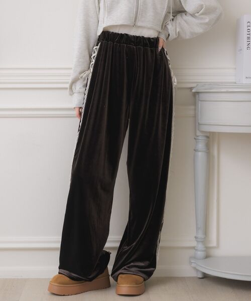 ems excite（エムズエキサイト）の「【セットアップ対応】レースアップベロアPT（その他パンツ・レディース・ブラック/ピンク/ブラウン・FREE）」の2枚目の写真
