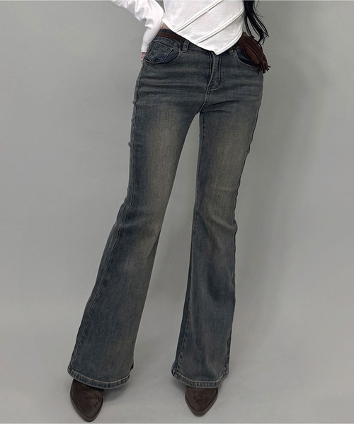 FOLLOWIN（フォロウィン）の「フリンジポーチベルト/ヴィンテージストレッチフレアデニム（デニムパンツ・レディース・ブルー/ブラック・SMALL/MEDIUM/LARGE）」の2枚目の写真