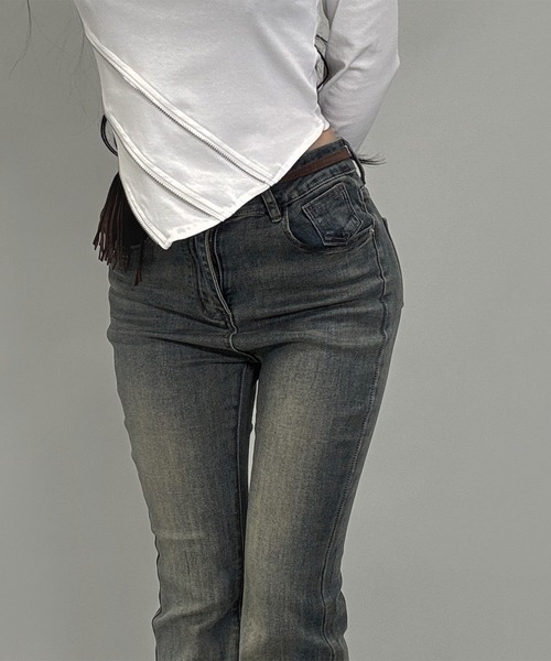 FOLLOWIN（フォロウィン）の「フリンジポーチベルト/ヴィンテージストレッチフレアデニム（デニムパンツ・レディース・ブルー/ブラック・SMALL/MEDIUM/LARGE）」の4枚目の写真