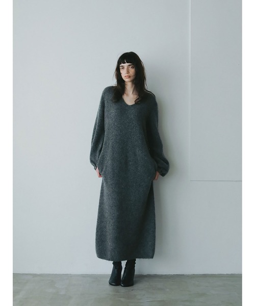 エルメス モヘア ワンピース 一枚で絵になる「エルメス」のシルクワンピース＆シルバージュエリーで