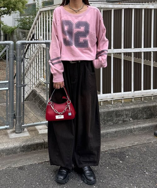 CIAOPANIC(チャオパニック)の「裾ドロストナンバリングショートスウェット(Tシャツ/カットソー・レディース・オフホワイト/ピンク/グレー・ONE SIZE)」の7枚目の写真