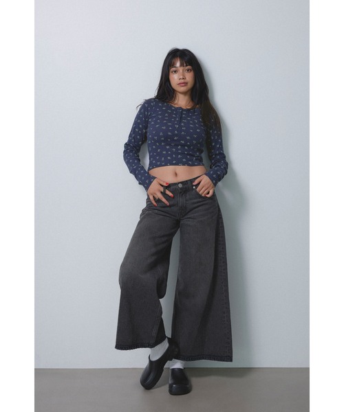 Henley Neck Floral Long Sleeve Tee /フラワーヘンリーネックTシャツ