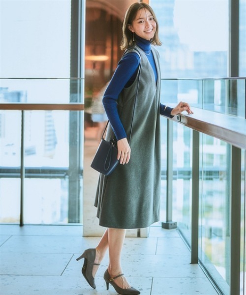 7days Life Styling（セブンデイズライフスタイリング）の「ウール調ふんわりジャージーフレアジャンパースカート（しわになりにくい・ウォッシャブル）<大きいサイズ有>（ジャンパースカート・レディース・チャコールグレー/ブラック・S/M/L/LL/3L/4L/5L/6L）」の5枚目の写真