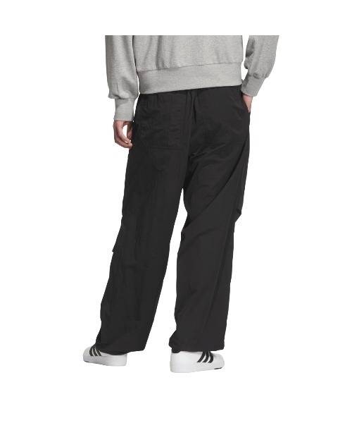 adidas(アディダス)の「【別注】アディダス adidas オーバーサイズフィット ウーブン フル レングス パラシュート パンツ ア 限定コラボ(その他パンツ・メンズ・ブラック/チャコールグレー/オリーブ・S/3L/LL/L/M)」の4枚目の写真
