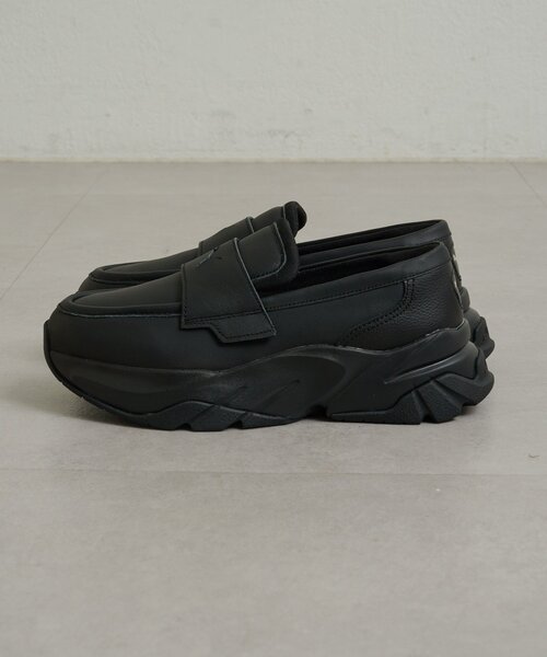 Omekashi（オメカシ）の「PUMA LOAFYR（ローファー）」 - WEAR