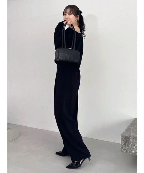 dazzlin（ダズリン）の「【吉田朱里】バレルレッグスウェットパンツ ※BLACK WEB限定カラー（スウェットパンツ・レディース・ベージュ/オフホワイト/チャコールグレー/ブラック・SMALL/MEDIUM）」の10枚目の写真