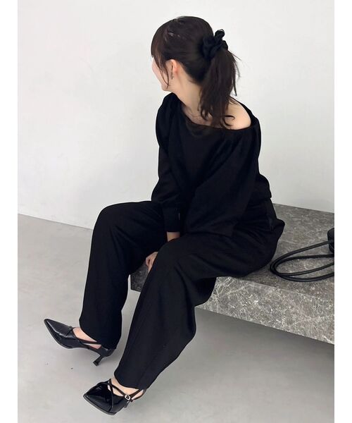 dazzlin（ダズリン）の「【吉田朱里】バレルレッグスウェットパンツ ※BLACK WEB限定カラー（スウェットパンツ・レディース・ベージュ/オフホワイト/チャコールグレー/ブラック・SMALL/MEDIUM）」の12枚目の写真