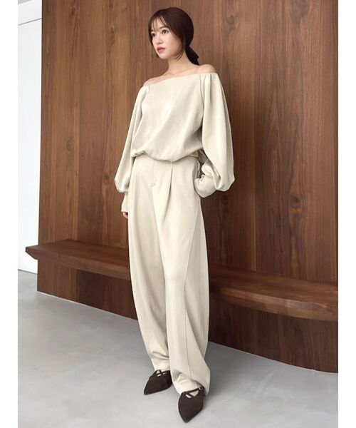 dazzlin（ダズリン）の「【吉田朱里】バレルレッグスウェットパンツ ※BLACK WEB限定カラー（スウェットパンツ・レディース・ベージュ/オフホワイト/チャコールグレー/ブラック・SMALL/MEDIUM）」の13枚目の写真
