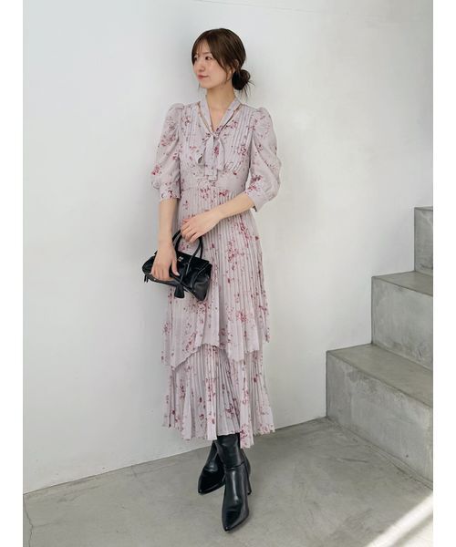 SNIDEL スナイデル プリーツプリントワンピース SNIDEL（スナイデル）の「プリーツプリントワンピース（ワンピース