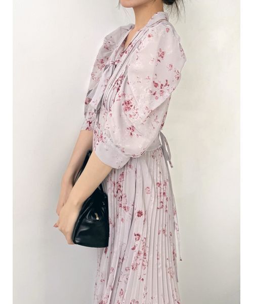 セール】Sustainableプリーツプリントワンピース（ワンピース