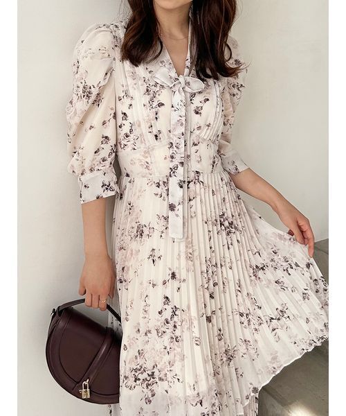 セール】Sustainableプリーツプリントワンピース（ワンピース