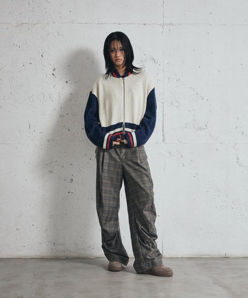 NIKE(ナイキ)の「ナイキ スポーツウェア ウィメンズカーディガン / Nike Sportswear Women's Cardigan HV2495-104 Light Orewood Brown(カーディガン/ボレロ・レディース・ブラウン系その他・XS/S/M/L/XL)」の6枚目の写真