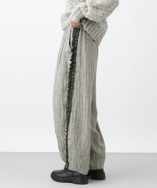 studio CLIP（スタディオクリップ）の「《natural by clip》リネンツイルサイドフリルパンツ[プチサイズあり]（その他パンツ・レディース・オフホワイト/ブラック/ストライプ・FREE/PF）」の6枚目の写真