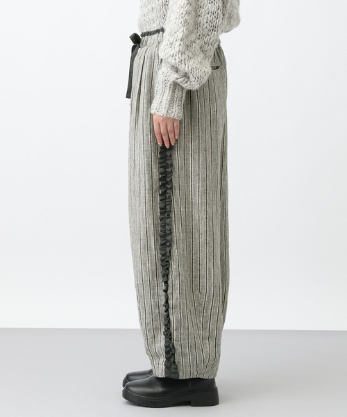 studio CLIP（スタディオクリップ）の「《natural by clip》リネンツイルサイドフリルパンツ[プチサイズあり]（その他パンツ・レディース・オフホワイト/ブラック/ストライプ・FREE/PF）」の22枚目の写真