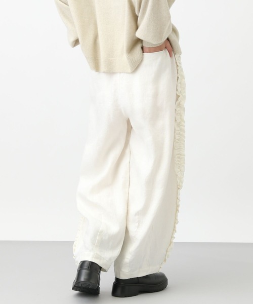 studio CLIP（スタディオクリップ）の「《natural by clip》リネンツイルサイドフリルパンツ[プチサイズあり]（その他パンツ・レディース・オフホワイト/ブラック/ストライプ・FREE/PF）」の13枚目の写真