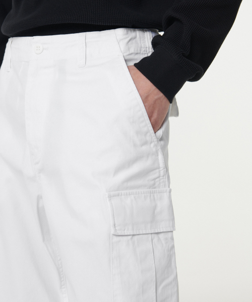 MUSINSA STANDARD（ムシンサスタンダード）の「コットンパラシュートカーゴパンツ [オフホワイト]（スウェットパンツ・メンズ・その他・32/33/34/36/38/40/42/28/29/30/31）」の6枚目の写真