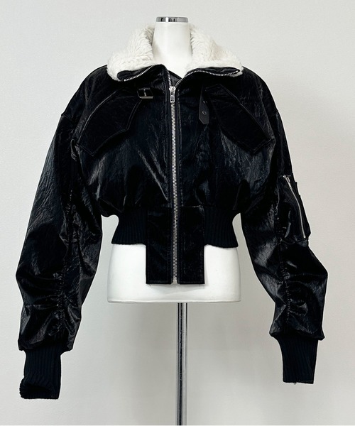 ボアカラーフェイクレザームートンショートジャケット（ライダース