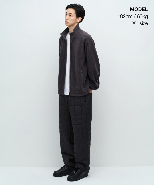 MUSINSA STANDARD（ムシンサスタンダード）の「エッセンシャルポーラフリースハイネックジャケット[ダークグレー]（その他アウター・メンズ・その他・MEDIUM/LARGE/X-LARGE/XX-LARGE）」の2枚目の写真