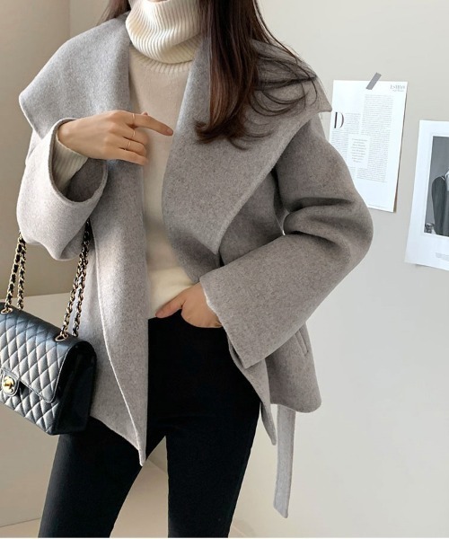 セール】ワイドカラーウエストベルト付きミドル丈コート（チェスター