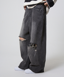 UNKNOWN PLANET（アンノウンプラネット）の「サイドベルト付きデストロイドワイドデニムパンツブラック（デニムパンツ）」