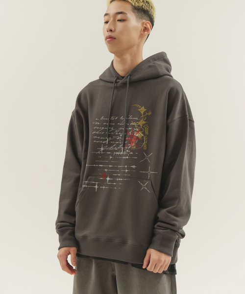 CAMEL WORK(キャメルワーク)の「タトゥーレタリングフードパーカー(チャコール)(パーカー・メンズ・その他・MEDIUM/LARGE/X-LARGE)」の1枚目の写真